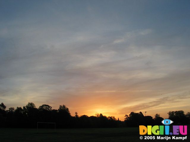 15097 Sunset over pontcanna fields